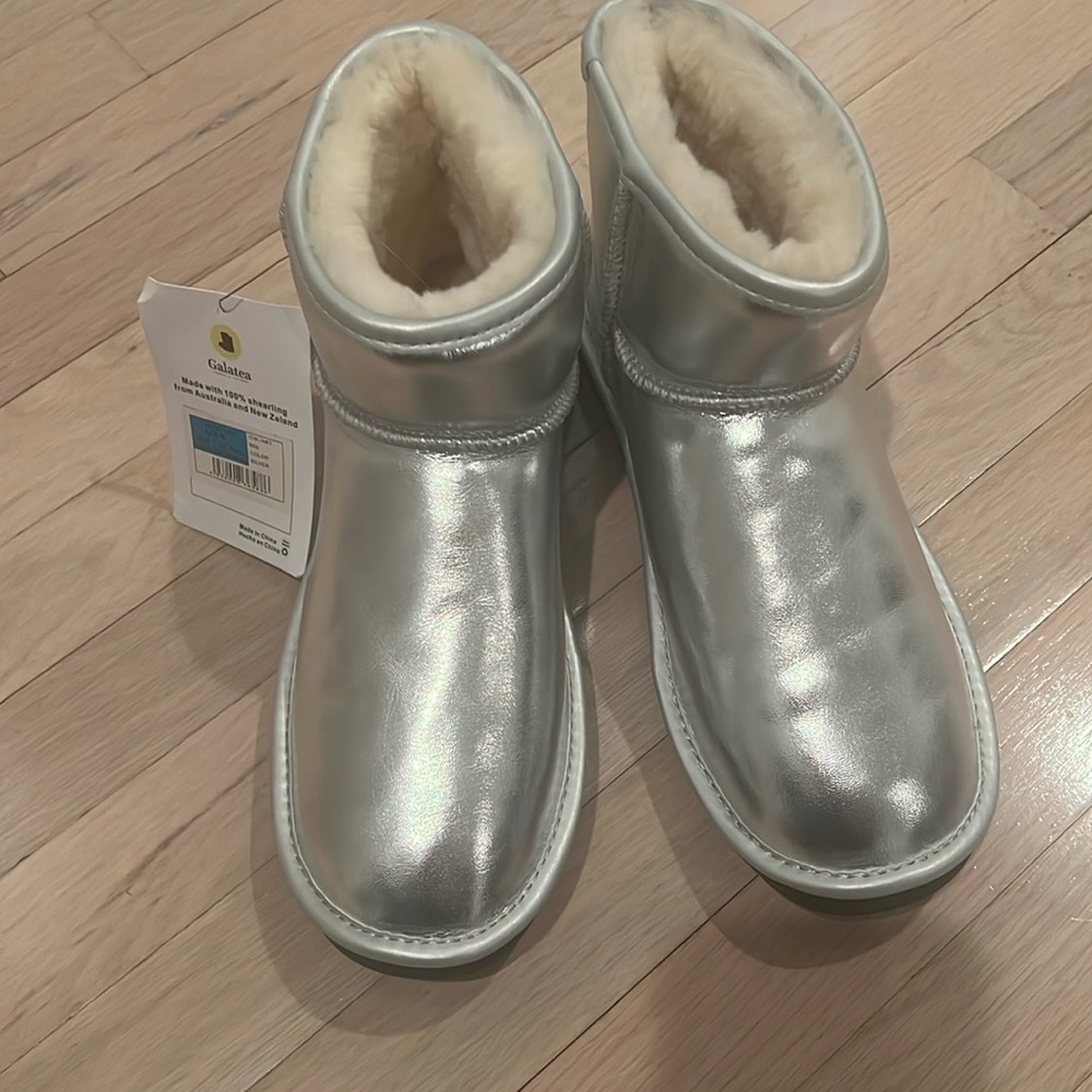 Galatea shoes size 9